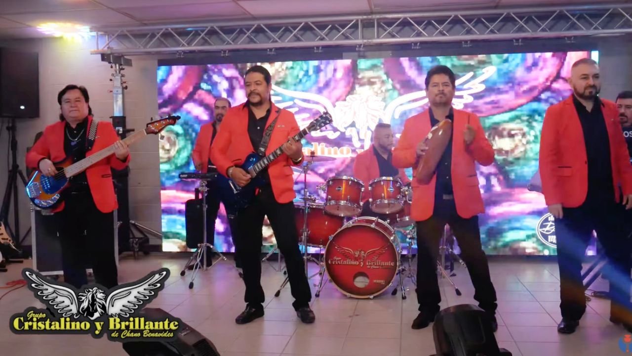 Cristalino y Brillante: foto 1 de 3